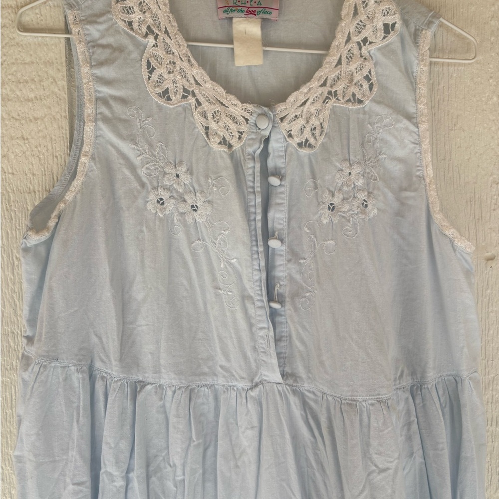 Vintage nightgown baby blue embroidered small - Picture 2 of 12